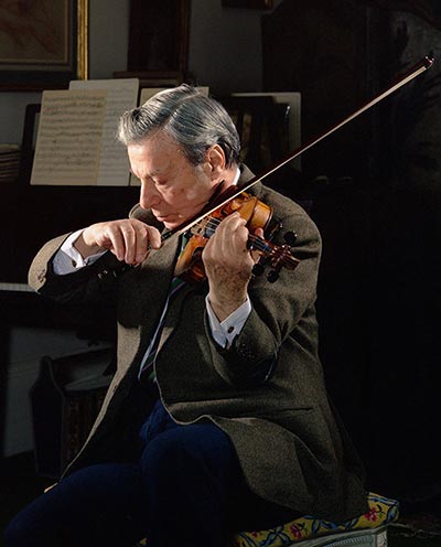 艺术大师小提琴家内森·米尔斯坦